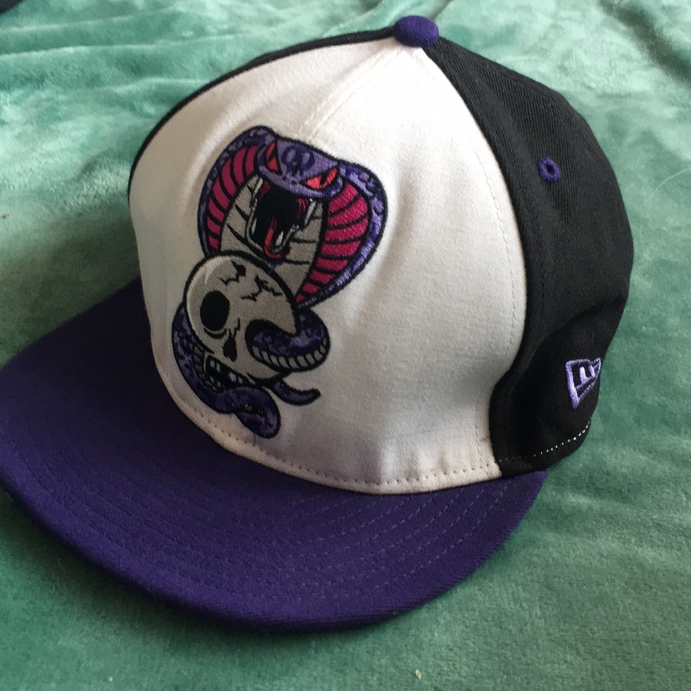 TKDK snap back hat